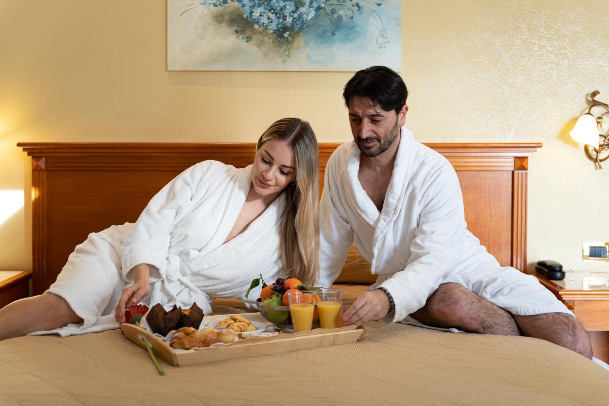 Domus Hotel Bagnoli Del Trigno Екстер'єр фото